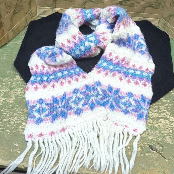 vintage Aris & Capelli 3 PC set, hat, gloves, scarf - Picture 4 of 10